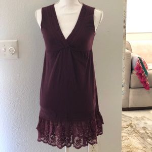 BILLABONG - Maroon sleeveless dress, cute lace hem